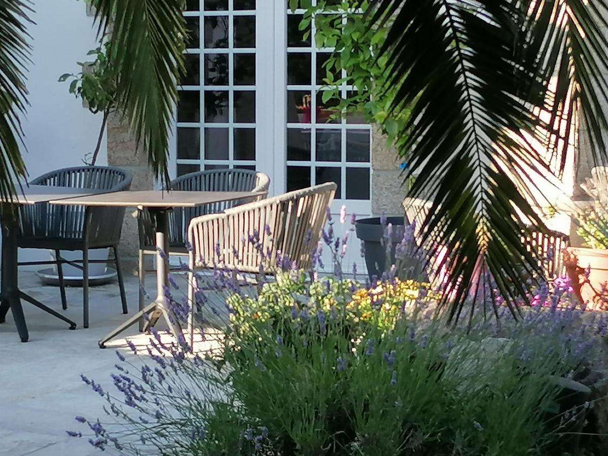 Villa Des Fleurs D'Ajoncs Concarneau Exterior photo